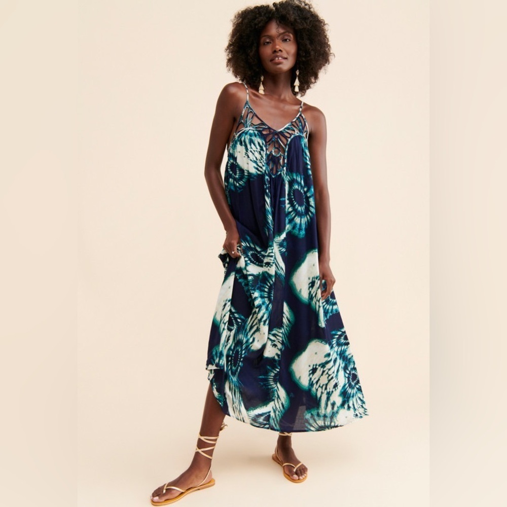 Anthropologie - Blue and White Tie-Dye Drama Beach Maxi Dress